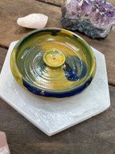 Load image into Gallery viewer, Incense burner
