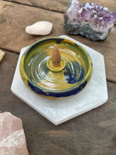 Load image into Gallery viewer, Incense burner
