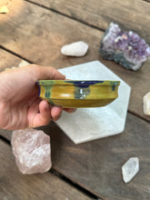 Load image into Gallery viewer, Incense burner
