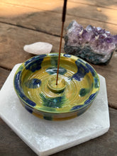 Load image into Gallery viewer, Incense burner
