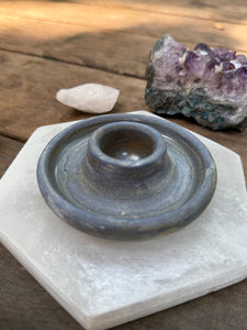 Candle holder