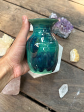 Load image into Gallery viewer, Small vase
