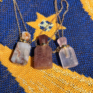 Perfume necklace