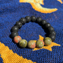 Load image into Gallery viewer, Unakite aromatherapy bracelet
